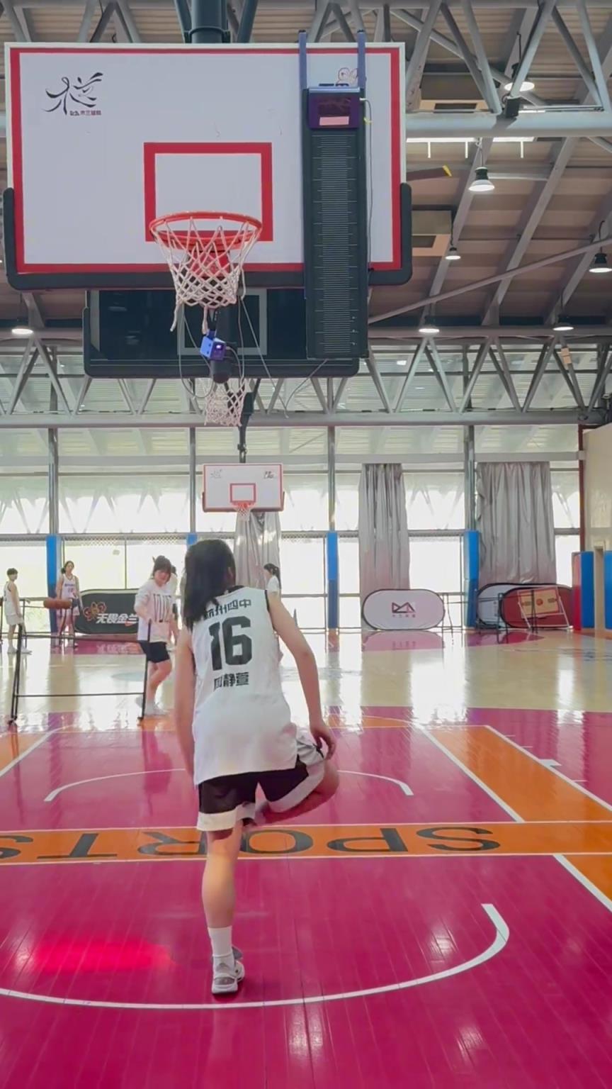 所以，你能摸高多少？