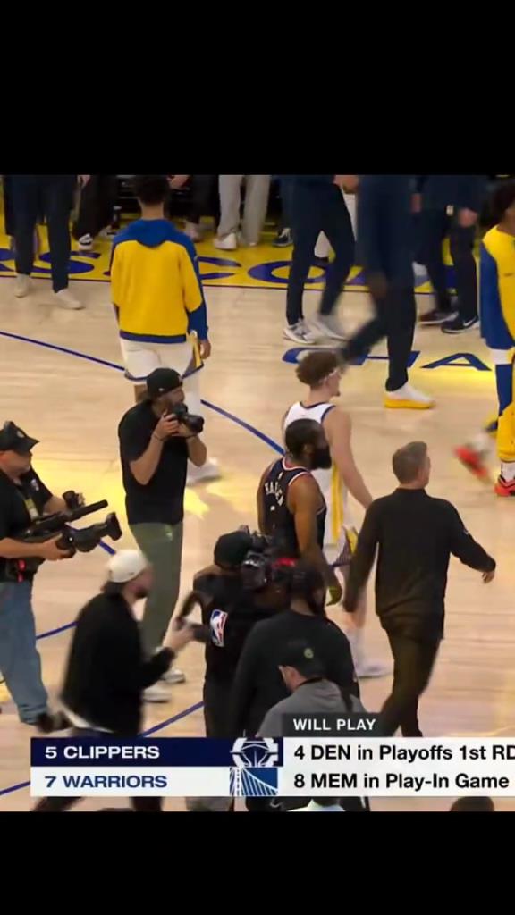 王嘉琦賽后：你們期待的是NBA春晚 但快船說(shuō)不 拿到直通名額