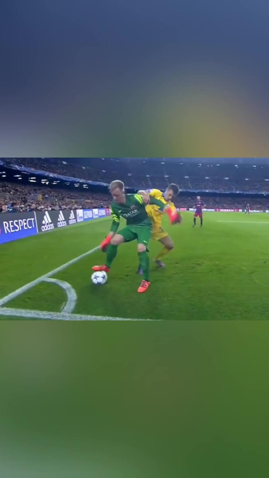 特爾施特根：老子的護(hù)球像亨利！誰來了也不好使！